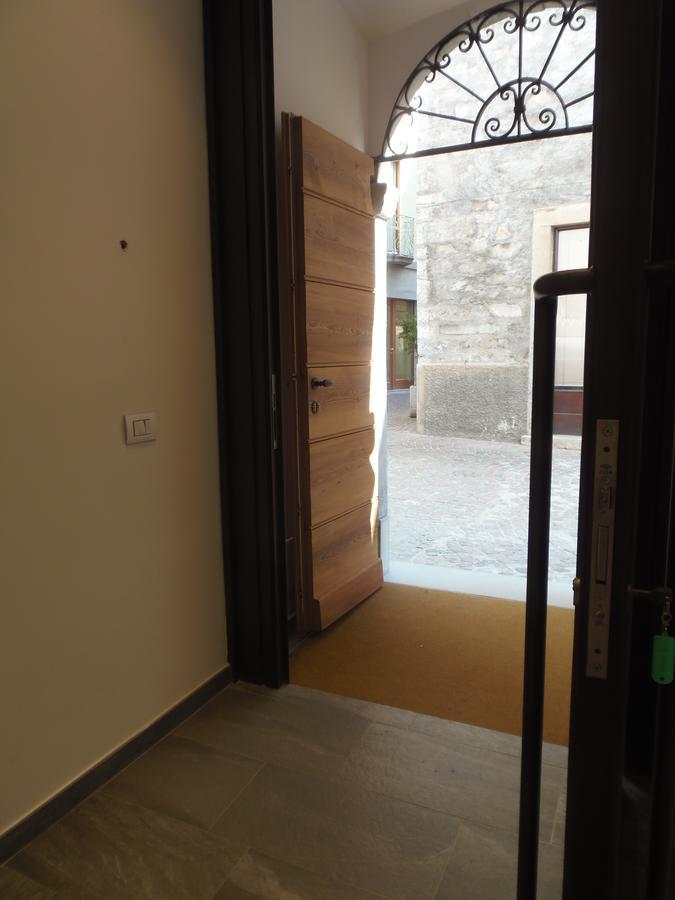 Albergo Dongo Kültér fotó