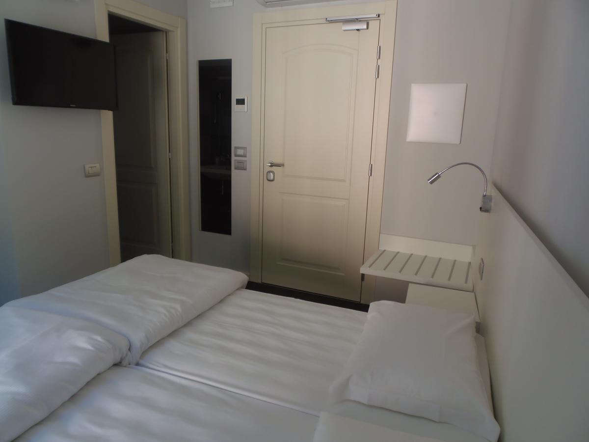 Albergo Dongo Kültér fotó