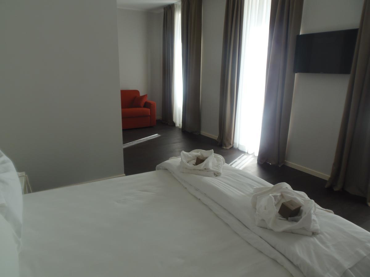 Albergo Dongo Kültér fotó